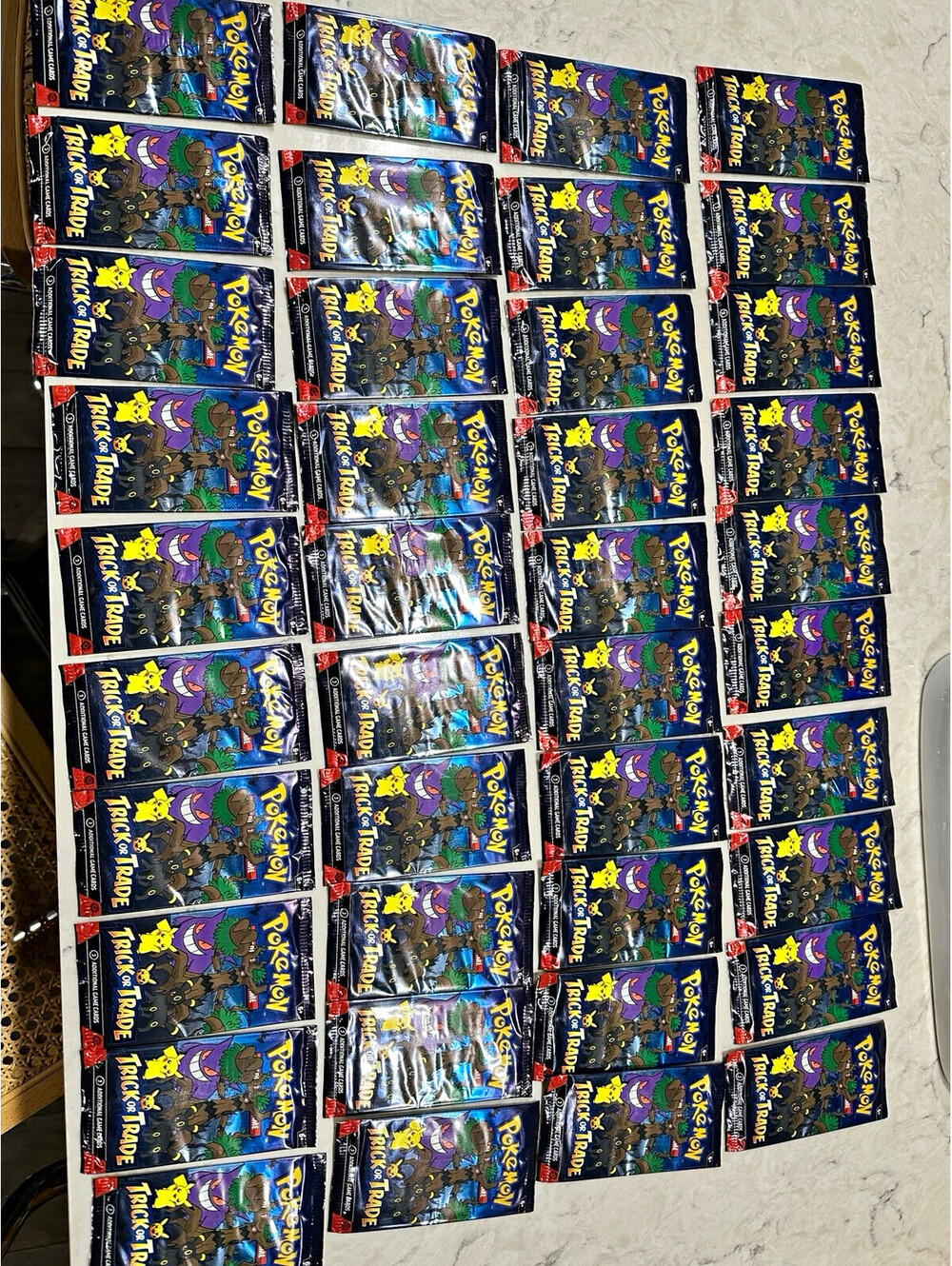 Pokémon Trick or Trade Sealed Booster Pack Halloween edition 40 packs